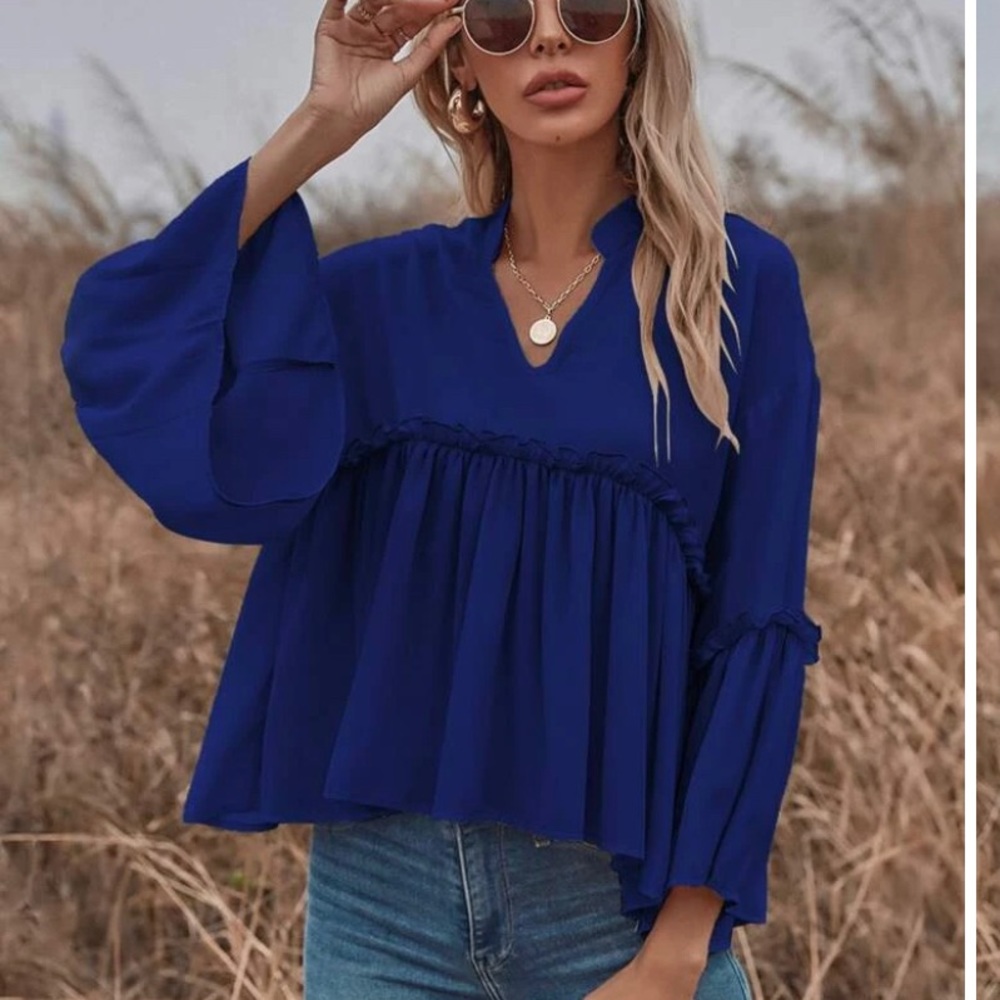 NWOT Shein bell sleeve top